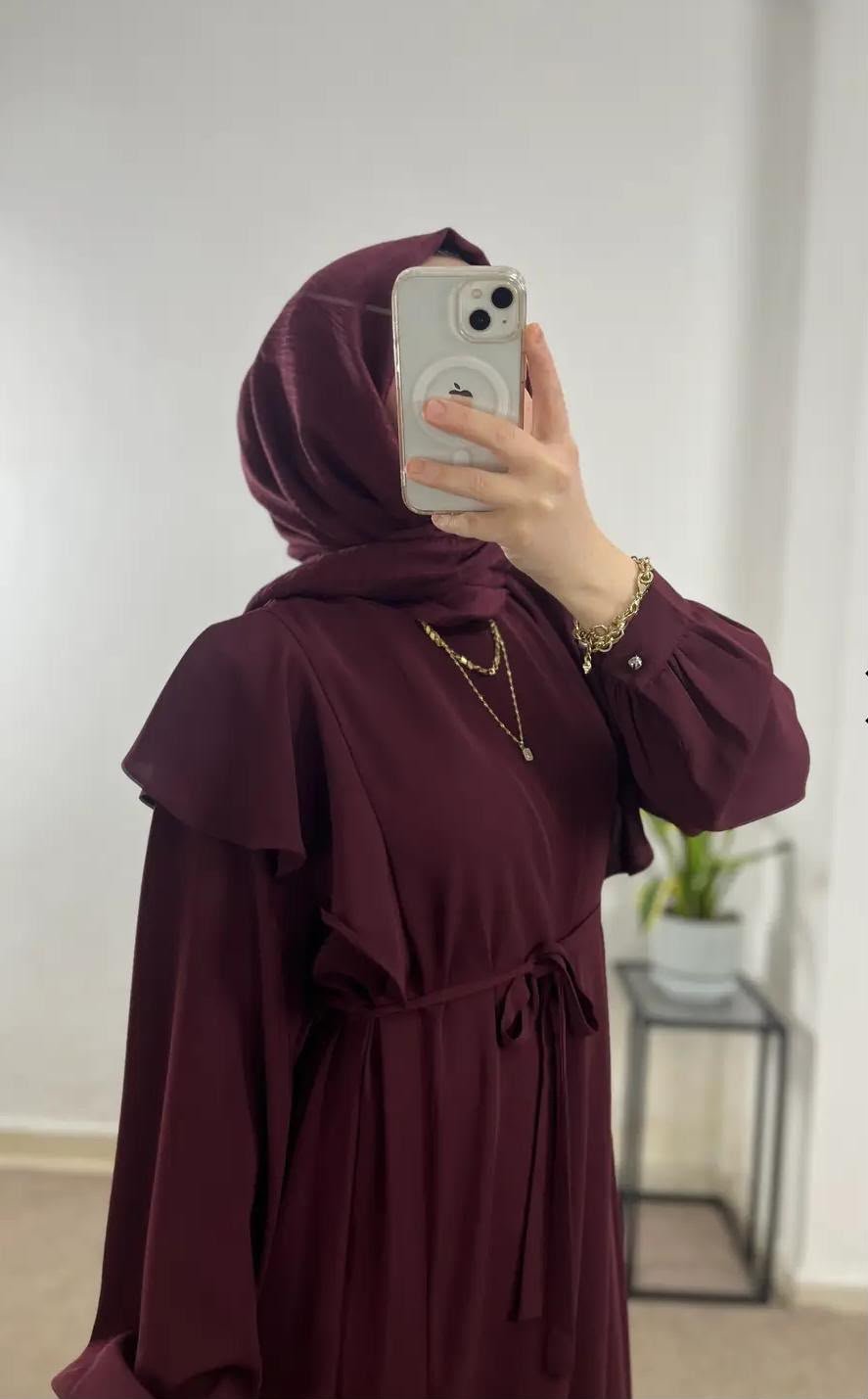 سوفليه مزيّن بالأحجار